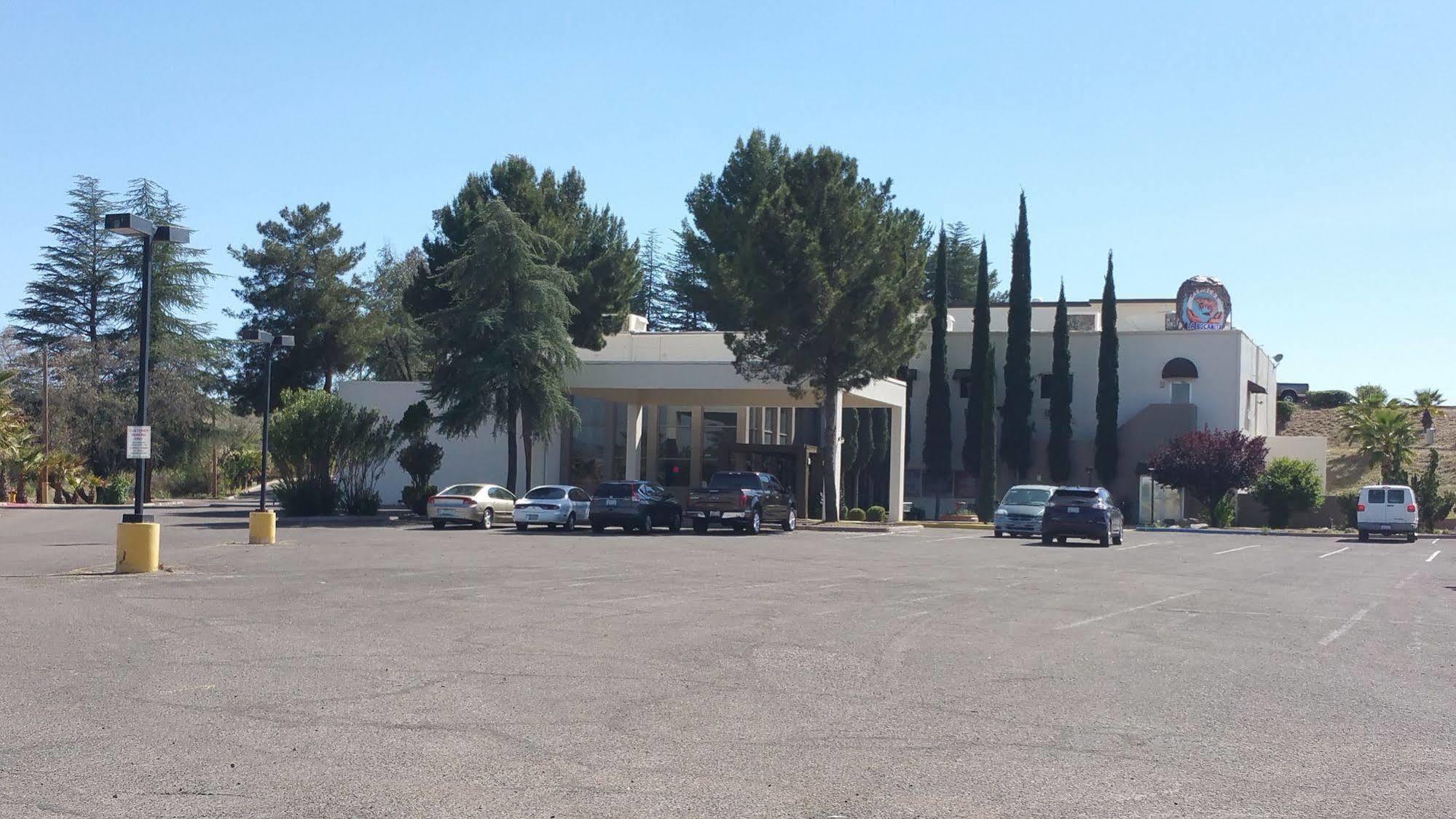 Mariposa Hotel Nogales Luaran gambar