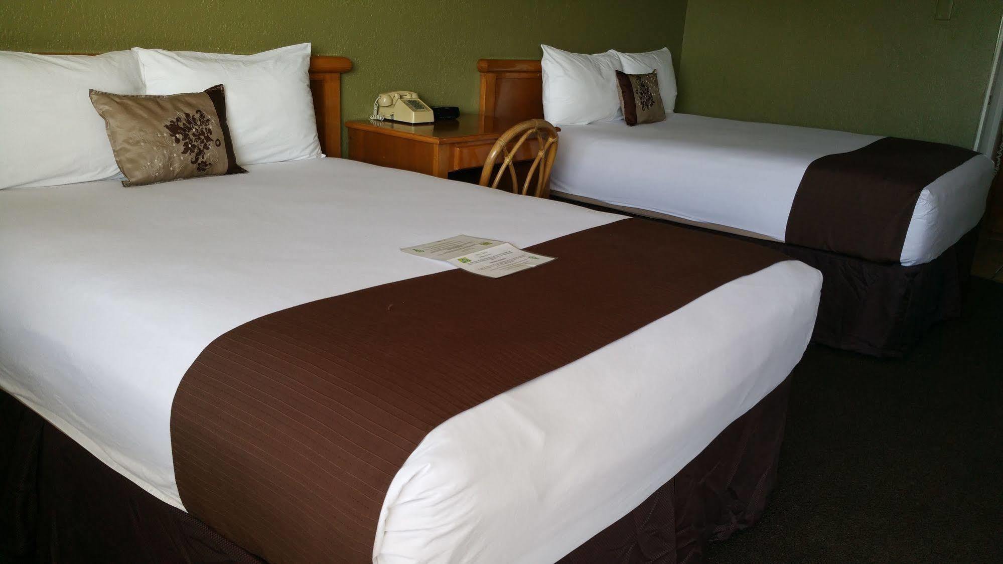 Mariposa Hotel Nogales Luaran gambar